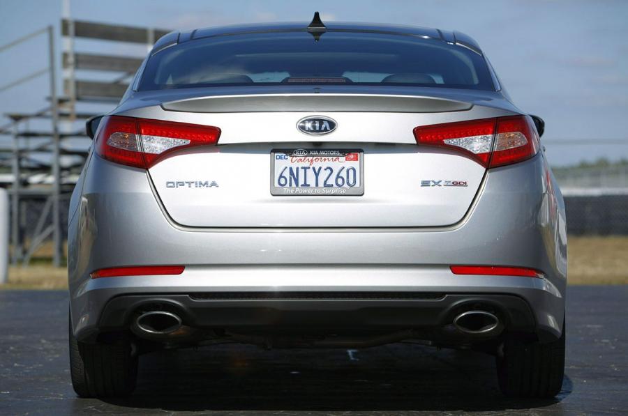 Kia Optima 2.0T 2011 года  (фото 5 из 38)